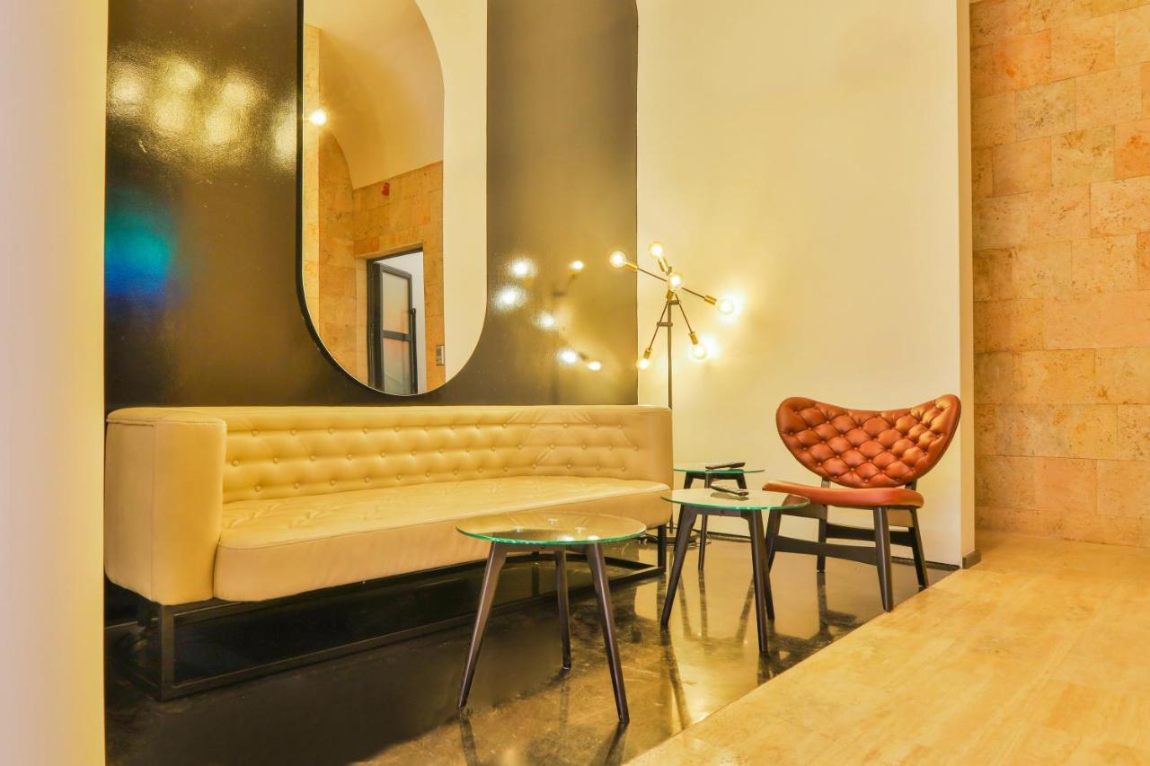 Benelux Hotel 페야 외부 사진